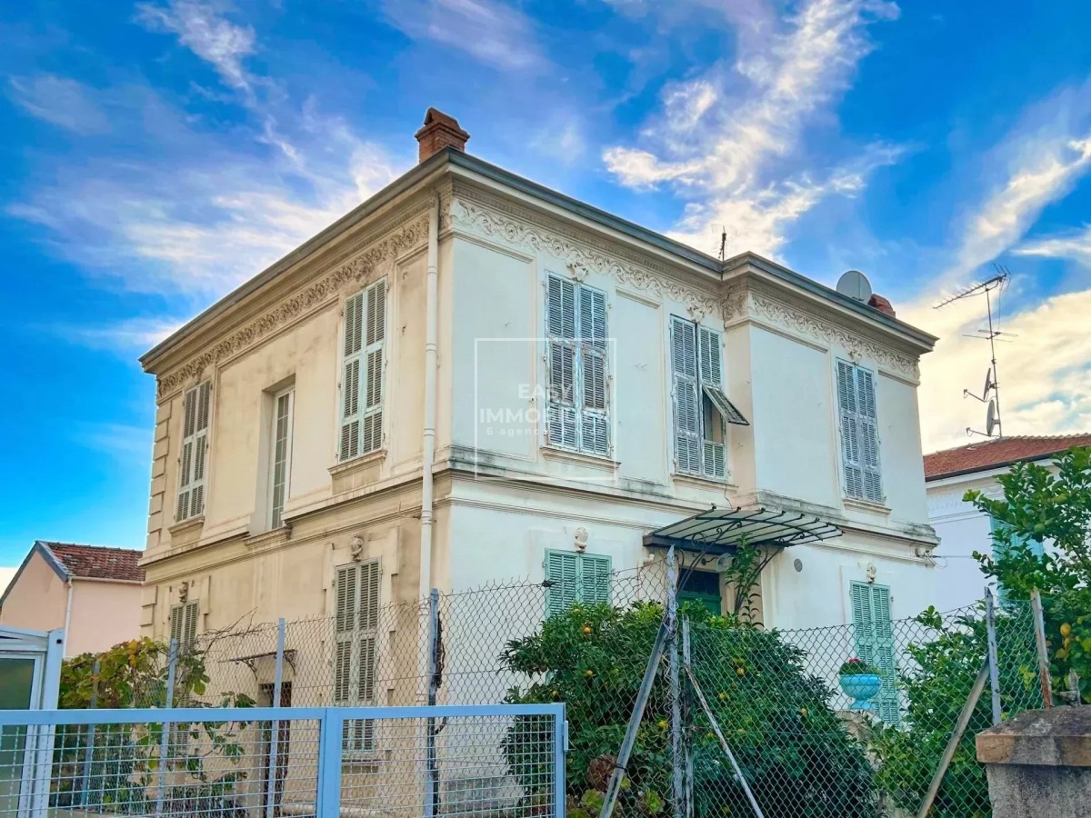 Vente Maison 189m² 7 Pièces à Nice (06000) - Easy Immobilier